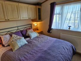 Waterside Leisure Park - Holiday Accommodation 19937 - Lincolnshire - 1187161 - thumbnail photo 11
