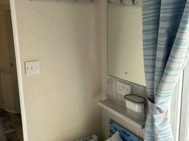 Golden Sands - Holiday Accommodation 19950 - Lincolnshire - 1187166 - thumbnail photo 17