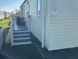 Golden Sands - Holiday Accommodation 19950 - Lincolnshire - 1187166 - thumbnail photo 18