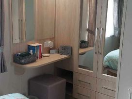 Caister Holiday Park - Holiday Accommodation 20019 - Norfolk - 1187170 - thumbnail photo 4