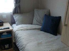Caister Holiday Park - Holiday Accommodation 20019 - Norfolk - 1187170 - thumbnail photo 10