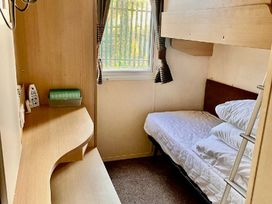 Wild Duck Holiday Park - Holiday Accommodation 20032 - Norfolk - 1187180 - thumbnail photo 14
