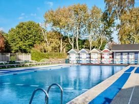 Wild Duck Holiday Park - Holiday Accommodation 20032 - Norfolk - 1187180 - thumbnail photo 16