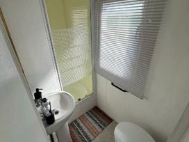 Thornwick Bay Holiday Village - Holiday Accommodation 20034 - North Yorkshire (incl. Whitby) - 1187181 - thumbnail photo 14