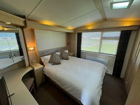 Golden Anchor Holiday Park - Holiday Accommodation 20039 - Lincolnshire - 1187183 - thumbnail photo 3