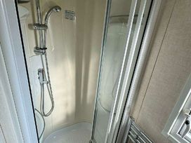 Golden Anchor Holiday Park - Holiday Accommodation 20039 - Lincolnshire - 1187183 - thumbnail photo 5