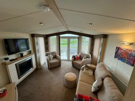 Golden Anchor Holiday Park - Holiday Accommodation 20039 - Lincolnshire - 1187183 - thumbnail photo 13