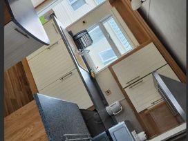 Millfield Site - Holiday Accommodation 20040 - Lincolnshire - 1187184 - thumbnail photo 11