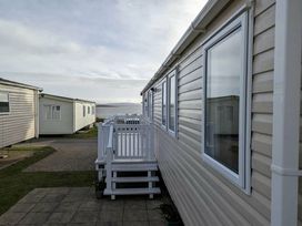 Rockley Park - Holiday Accommodation 20044 - Dorset - 1187187 - thumbnail photo 12