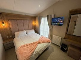 Golden Anchor Holiday Park - Holiday Accommodation 20047 - Lincolnshire - 1187190 - thumbnail photo 4