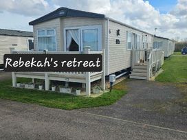 Golden Sands - Holiday Accommodation 20050 - Lincolnshire - 1187191 - thumbnail photo 1