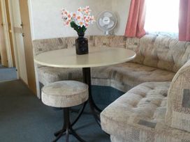 Trimingham House Caravan Park - Holiday Accommodation 20052 - Norfolk - 1187192 - thumbnail photo 6