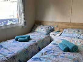Dinas Cross Country Park - Holiday Accommodation 20053 - South Wales - 1187193 - thumbnail photo 7