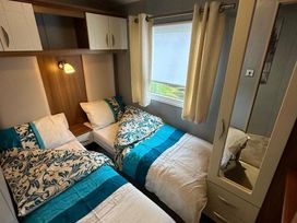 Waterside Leisure Park - Holiday Accommodation 20064 - Lincolnshire - 1187198 - thumbnail photo 7