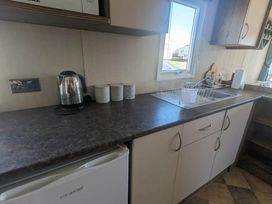 Littlesea Holiday Park - Holiday Accommodation 20070 - Dorset - 1187202 - thumbnail photo 6
