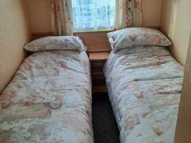 West Wayland Caravan Park - Holiday Accommodation 20097 - Devon - 1187212 - thumbnail photo 5