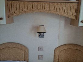 Lyons Sunnysands Holiday Park - Holiday Accommodation 20099 - Mid Wales - 1187214 - thumbnail photo 8
