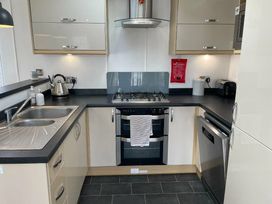 Rockley Park - Holiday Accommodation 20106 - Dorset - 1187216 - thumbnail photo 18