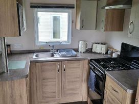 Southview Holiday Park - Holiday Accommodation 20134 - Lincolnshire - 1187222 - thumbnail photo 2