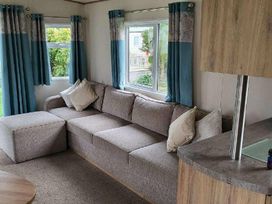 Southview Holiday Park - Holiday Accommodation 20134 - Lincolnshire - 1187222 - thumbnail photo 7