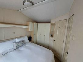 Happy Days Caravan Park - Holiday Accommodation 20140 - North Wales - 1187226 - thumbnail photo 13
