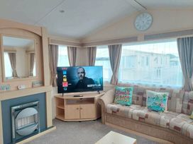 Happy Days Caravan Park - Holiday Accommodation 20140 - North Wales - 1187226 - thumbnail photo 15