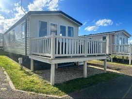Crimdon Dene Holiday Park - Holiday Accommodation 20150 - Yorkshire Dales - 1187233 - thumbnail photo 8