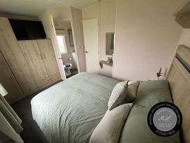 Golden Palm Resort - Holiday Accommodation 20151 - Lincolnshire - 1187234 - thumbnail photo 6