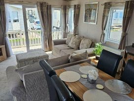 Happy Days Caravan Park - Holiday Accommodation 20160 - North Wales - 1187237 - thumbnail photo 1