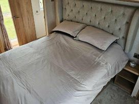 Happy Days Caravan Park - Holiday Accommodation 20160 - North Wales - 1187237 - thumbnail photo 5