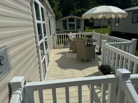 Cardigan Bay Holiday Park - Holiday Accommodation 20165 - South Wales - 1187239 - thumbnail photo 3