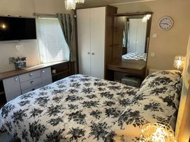 Cardigan Bay Holiday Park - Holiday Accommodation 20165 - South Wales - 1187239 - thumbnail photo 6