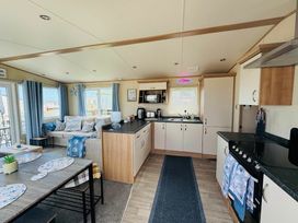 Thornwick Bay Holiday Village - Holiday Accommodation 20166 - North Yorkshire (incl. Whitby) - 1187240 - thumbnail photo 17