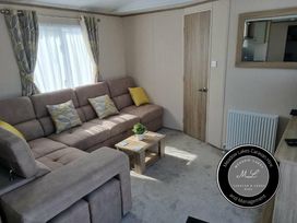 Golden Palm Resort - Holiday Accommodation 20168 - Lincolnshire - 1187242 - thumbnail photo 3