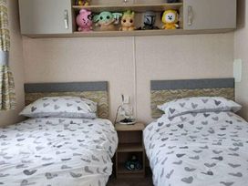 Golden Palm Resort - Holiday Accommodation 20168 - Lincolnshire - 1187242 - thumbnail photo 9