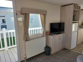 Breydon Water Holiday Park - Holiday Accommodation 20174 - Norfolk - 1187245 - thumbnail photo 12