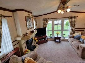 Waterside Leisure Park - Holiday Accommodation 20175 - Lincolnshire - 1187246 - thumbnail photo 2
