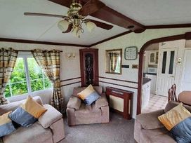 Waterside Leisure Park - Holiday Accommodation 20175 - Lincolnshire - 1187246 - thumbnail photo 9