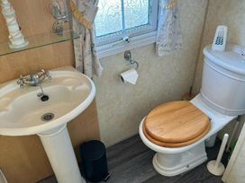 Waterside Leisure Park - Holiday Accommodation 20175 - Lincolnshire - 1187246 - thumbnail photo 14