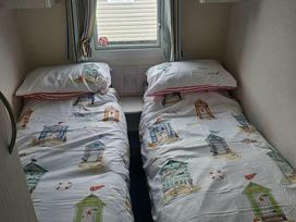 Golden Gate Holiday Centre - Holiday Accommodation 20178 - North Wales - 1187248 - thumbnail photo 17
