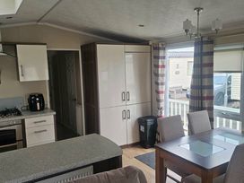 Golden Gate Holiday Centre - Holiday Accommodation 20179 - North Wales - 1187249 - thumbnail photo 1