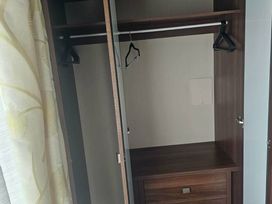 Golden Gate Holiday Centre - Holiday Accommodation 20179 - North Wales - 1187249 - thumbnail photo 10