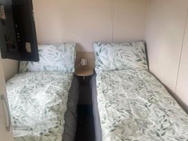 Port Haverigg Holiday Village - Holiday Accommodation 20190 - Lake District - 1187254 - thumbnail photo 3