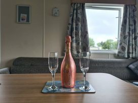 Port Haverigg Holiday Village - Holiday Accommodation 20191 - Lake District - 1187255 - thumbnail photo 4