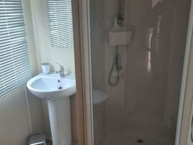 Port Haverigg Holiday Village - Holiday Accommodation 20191 - Lake District - 1187255 - thumbnail photo 17
