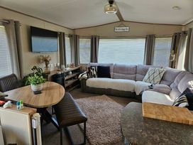 Penally Court - Holiday Accommodation 20194 - South Wales - 1187256 - thumbnail photo 6
