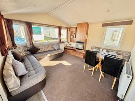 Lyons Robin Hood - Holiday Accommodation 20199 - North Wales - 1187258 - thumbnail photo 3