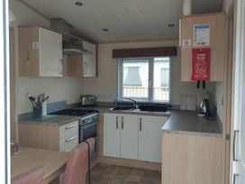 Lydstep Beach - Holiday Accommodation 20214 - South Wales - 1187260 - thumbnail photo 9