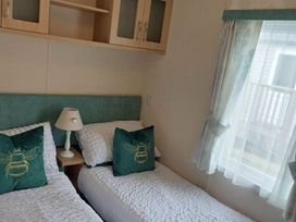 Lydstep Beach - Holiday Accommodation 20214 - South Wales - 1187260 - thumbnail photo 10