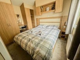 Seton Sands Caravan Park - Holiday Accommodation 20237 - Scottish Lowlands - 1187273 - thumbnail photo 6